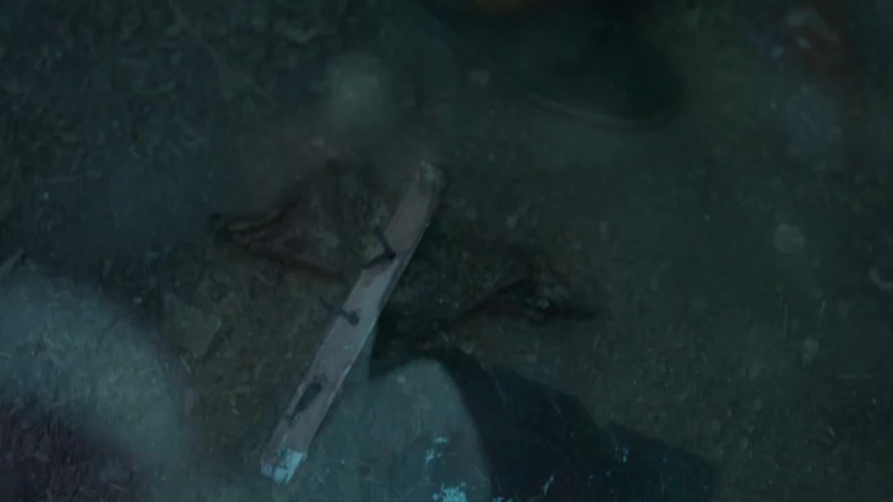 Кадры из сериала Зеркало ведьмы 7 серия 1 сезон (2016)