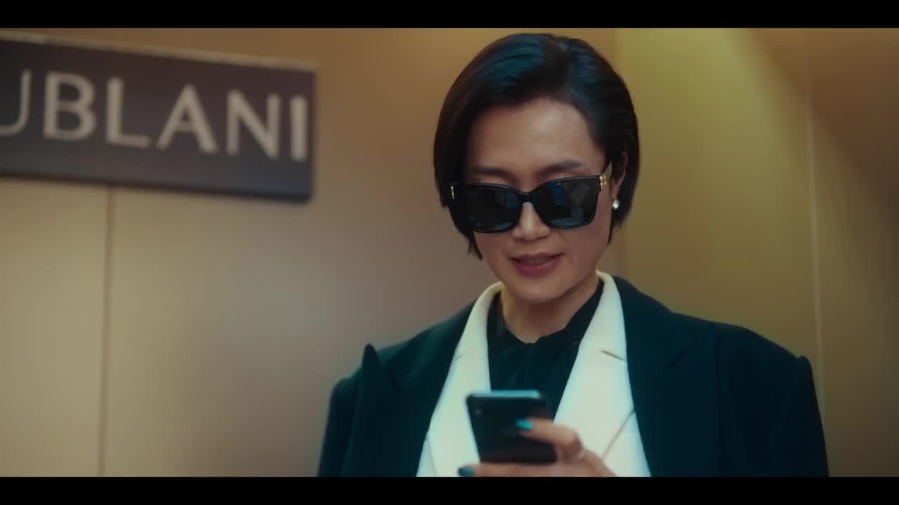 Кадры из сериала Потрясающие (2022)