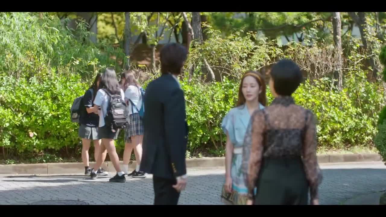 Кадры из сериала Любовь по контракту 11 серия 1 сезон (2022)