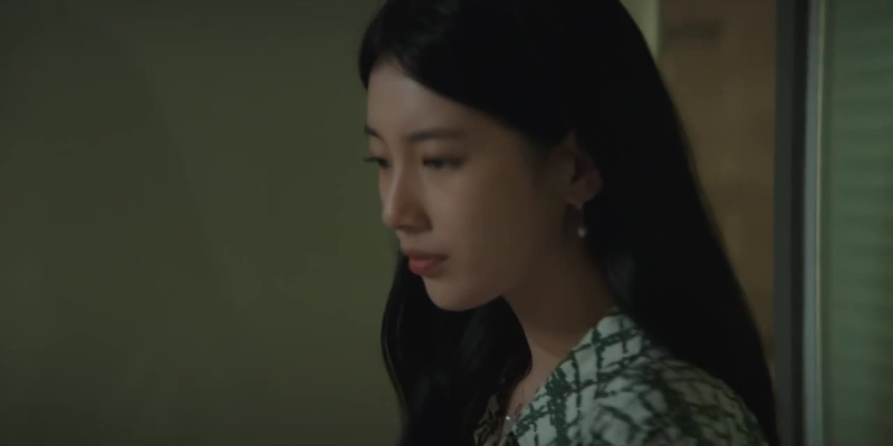 Кадры из сериала Анна (2022)
