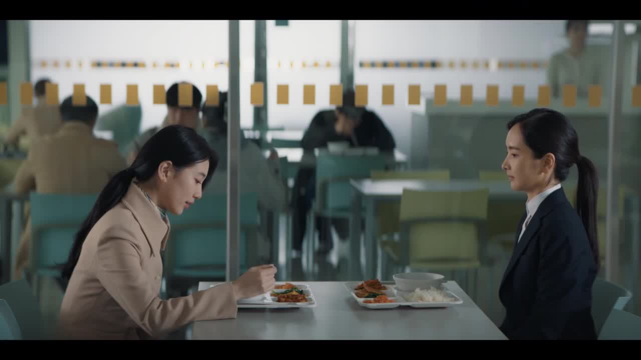 Кадры из сериала Анна (2022)