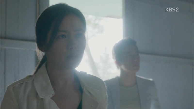 Кадры из сериала Акула 4 серия 1 сезон (2013)